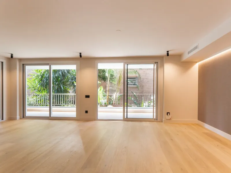 Elegant New Home in Turó Park with Terrace and Parking, Barcelona