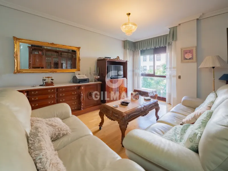 Apartment in Goya - Madrid