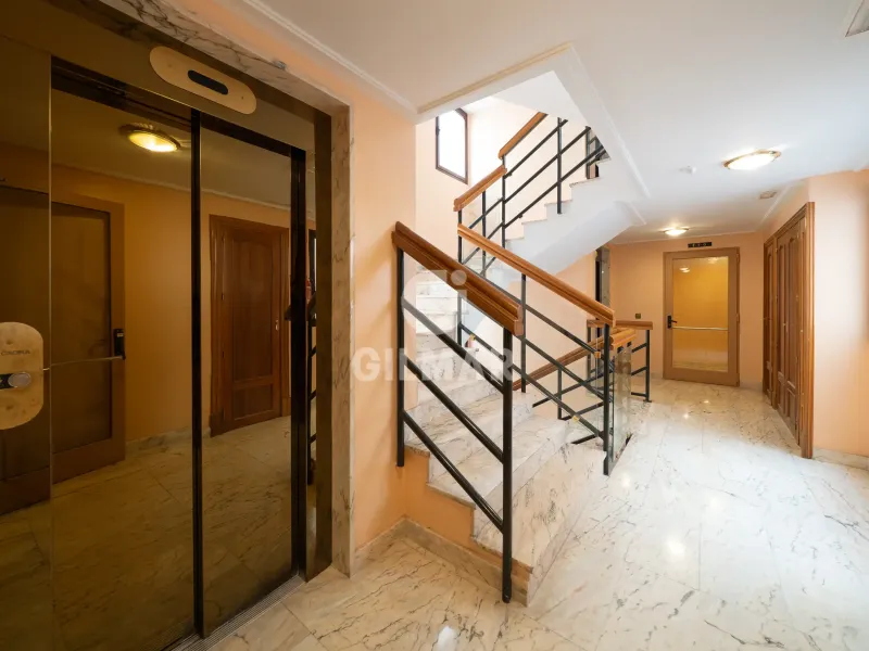 Apartment in Goya - Madrid
