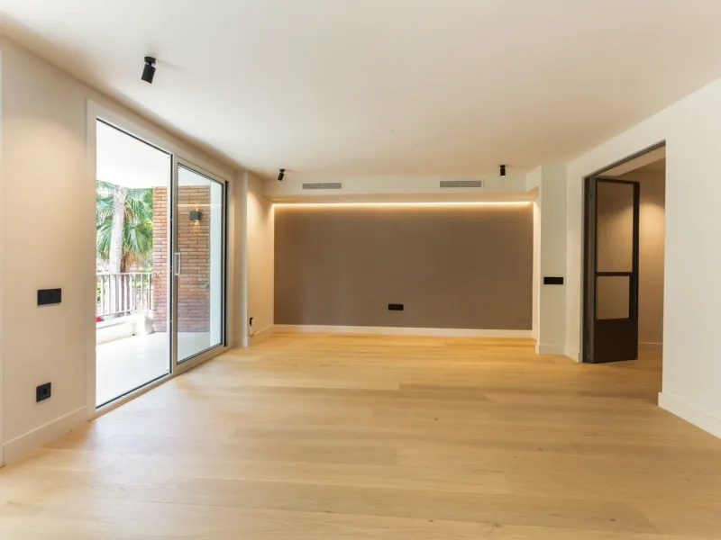 Elegant New Home in Turó Park with Terrace and Parking, Barcelona