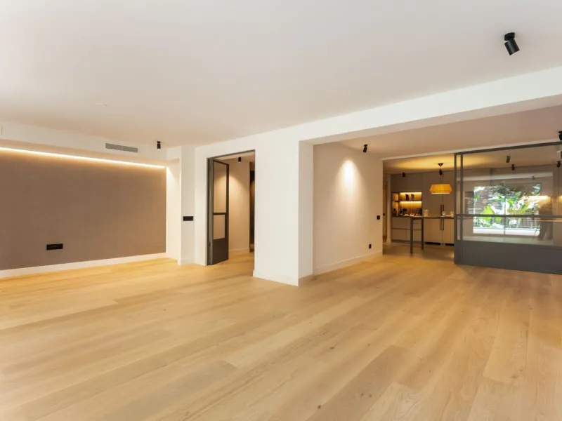 Elegant New Home in Turó Park with Terrace and Parking, Barcelona