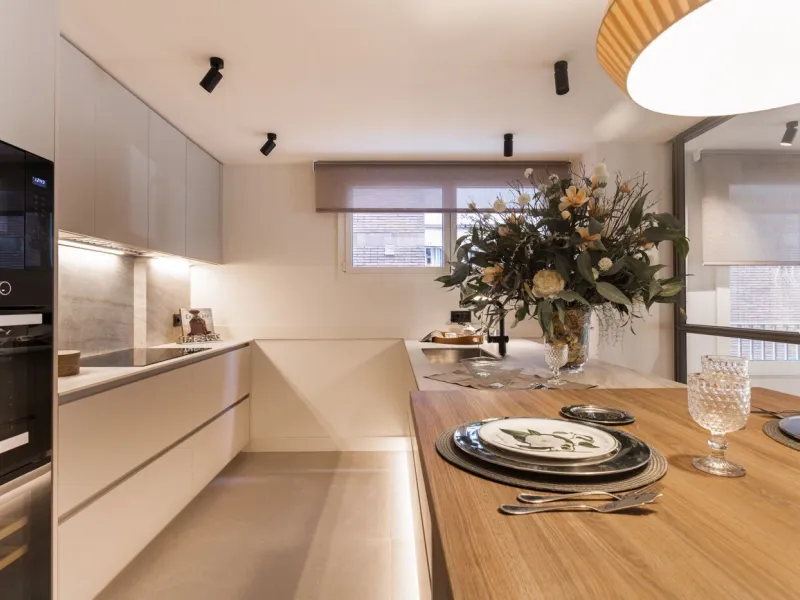 Elegant New Home in Turó Park with Terrace and Parking, Barcelona