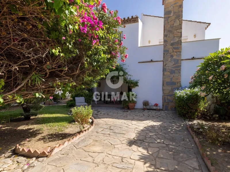 Villa in Estepona Oeste - Málaga