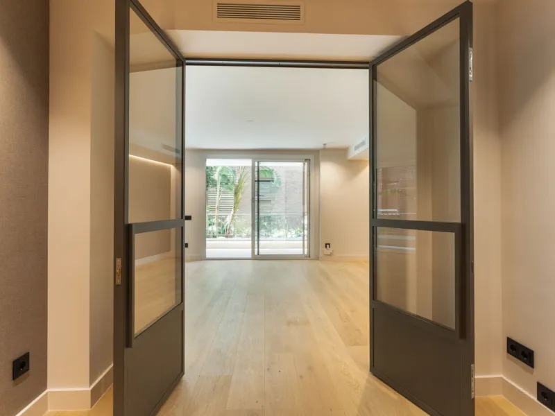 Elegant New Home in Turó Park with Terrace and Parking, Barcelona
