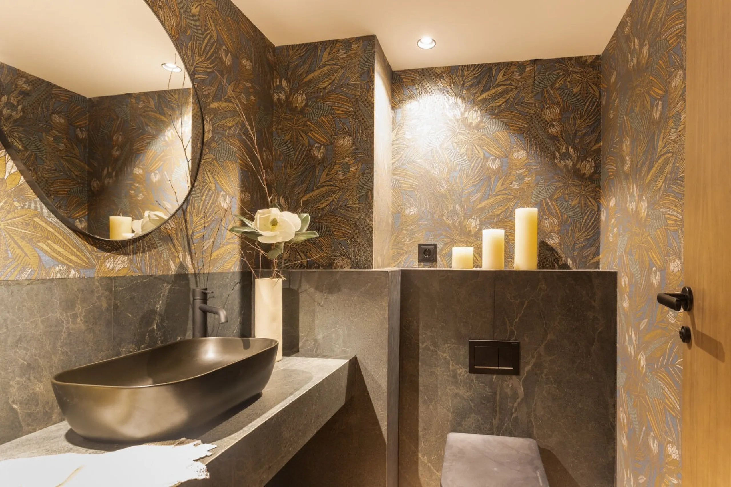 Elegant New Home in Turó Park with Terrace and Parking, Barcelona