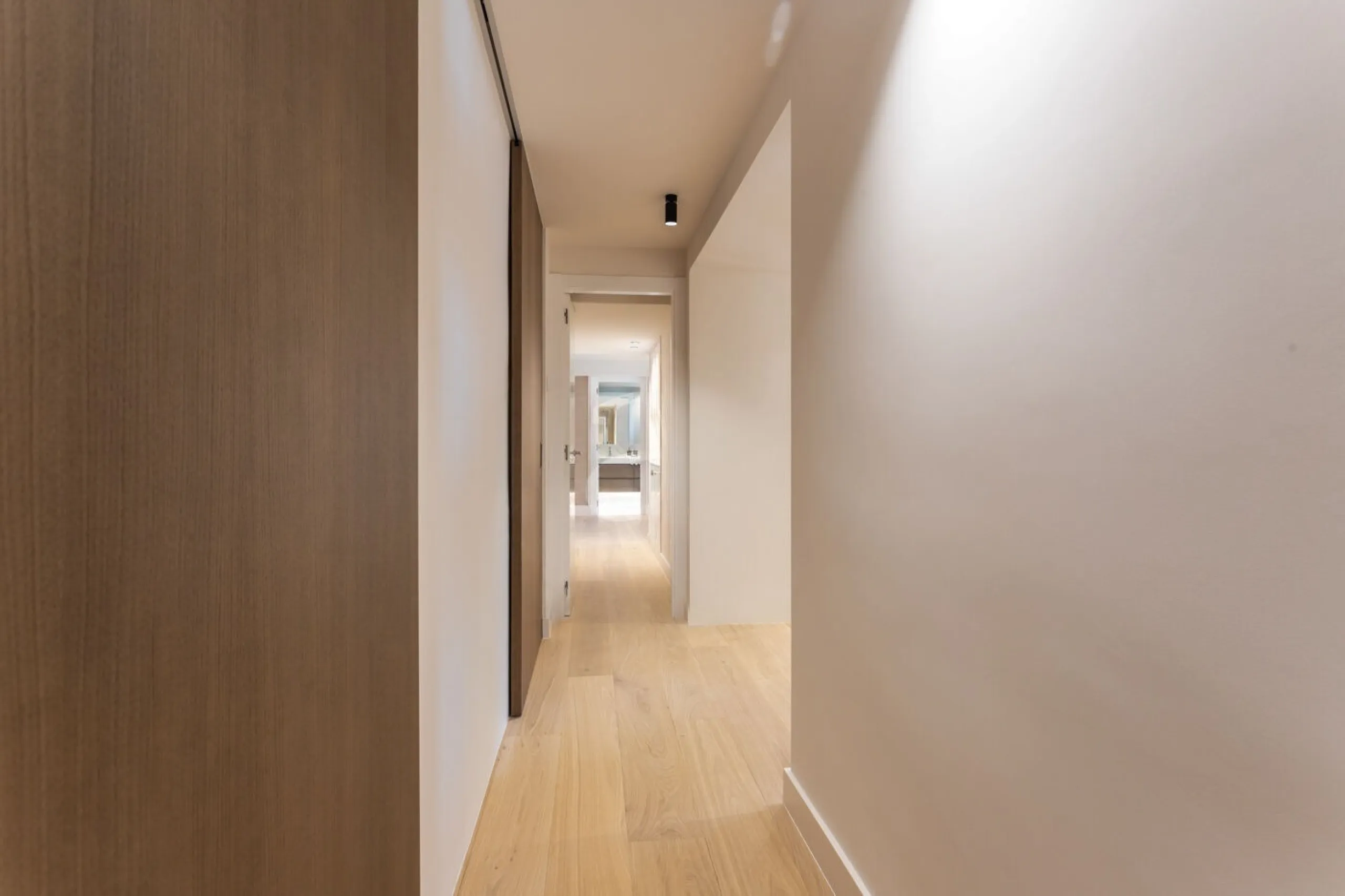 Elegant New Home in Turó Park with Terrace and Parking, Barcelona