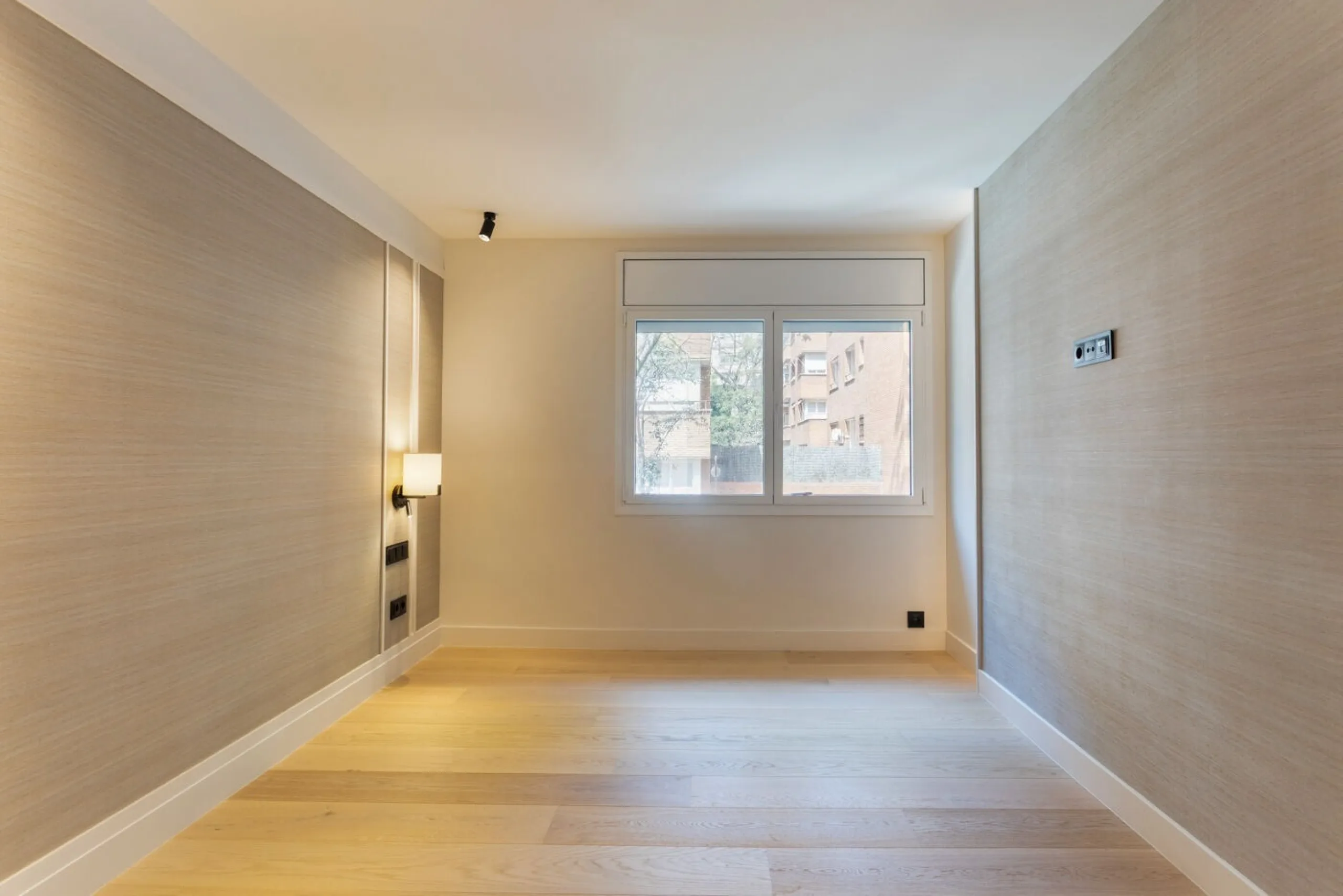 Elegant New Home in Turó Park with Terrace and Parking, Barcelona
