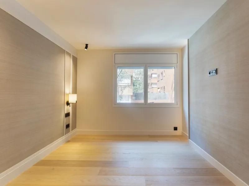 Elegant New Home in Turó Park with Terrace and Parking, Barcelona