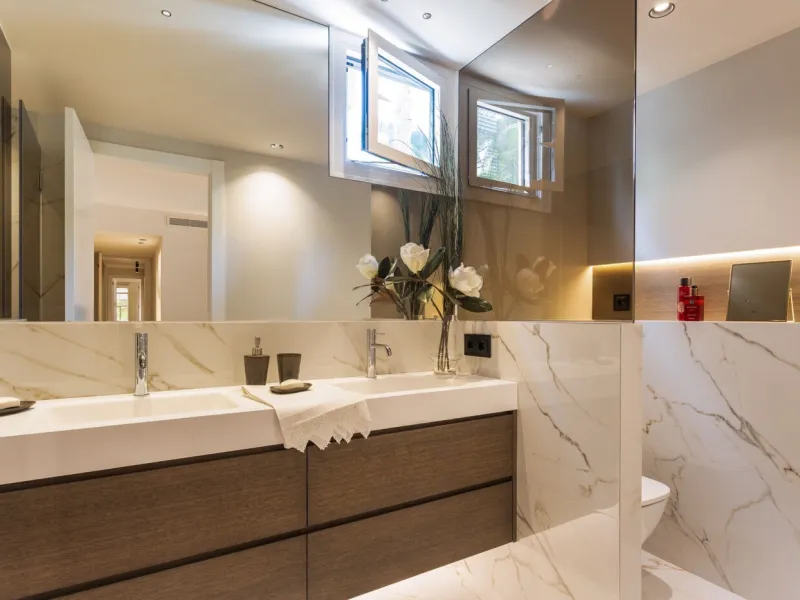 Elegant New Home in Turó Park with Terrace and Parking, Barcelona