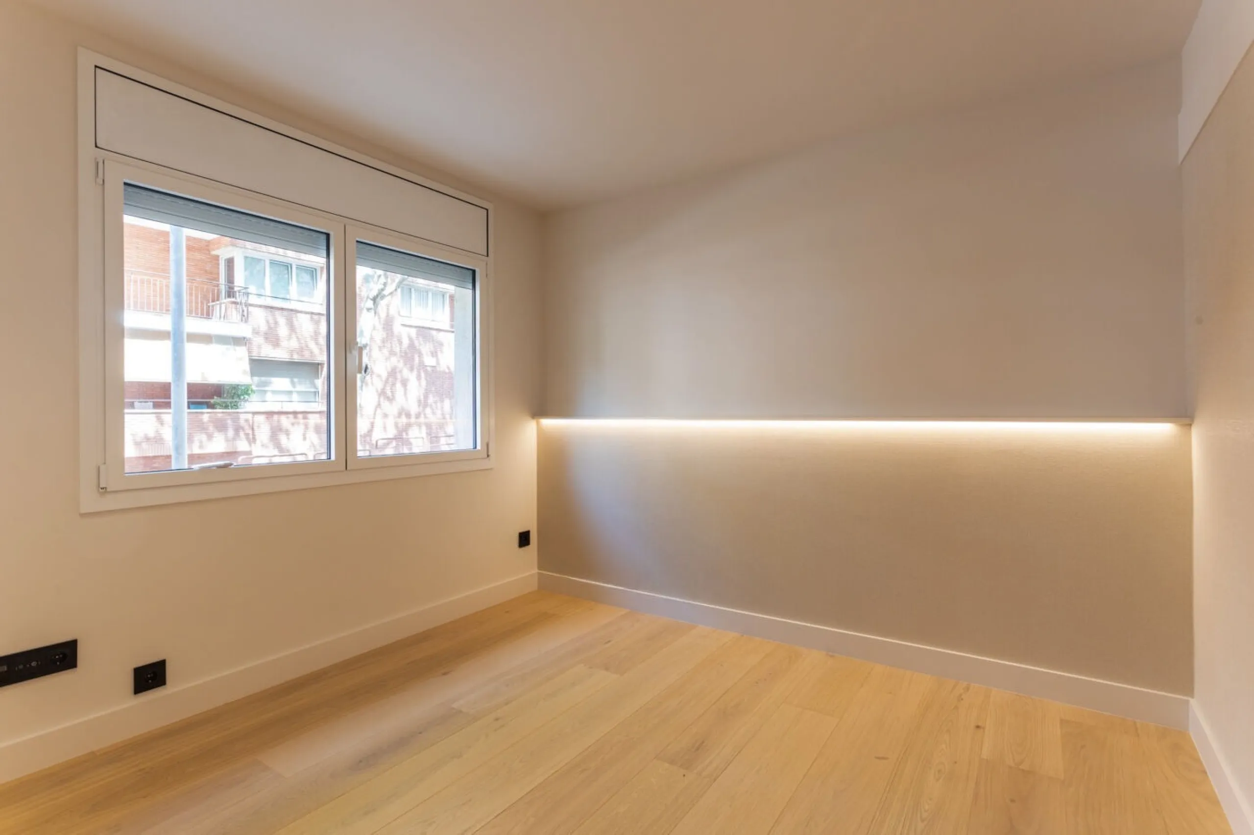 Elegant New Home in Turó Park with Terrace and Parking, Barcelona