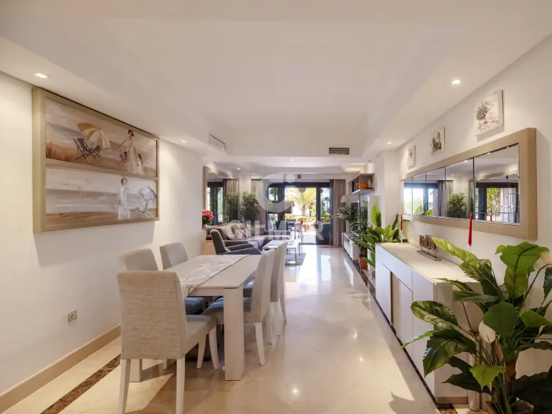 Ground floor apartment in Estepona Este - Málaga