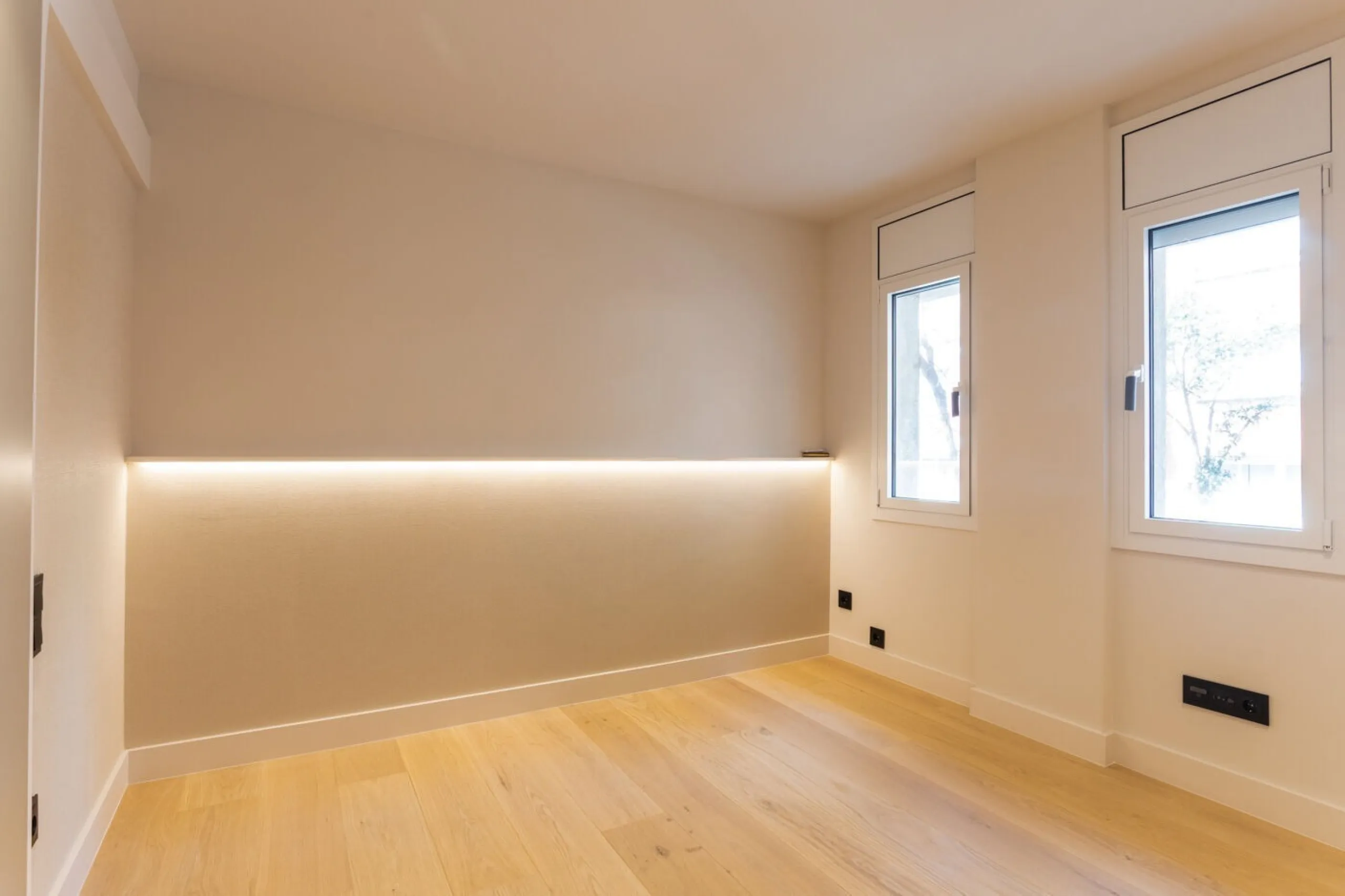 Elegant New Home in Turó Park with Terrace and Parking, Barcelona