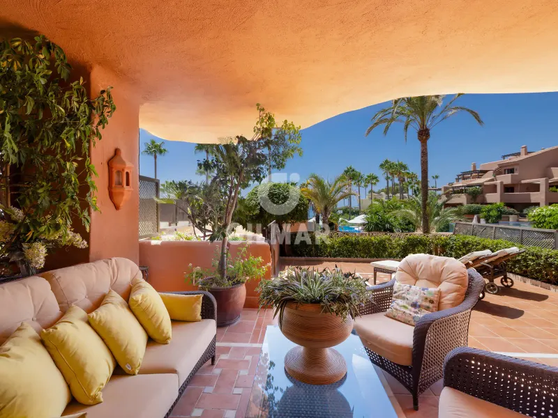 Ground floor apartment in Estepona Este - Málaga