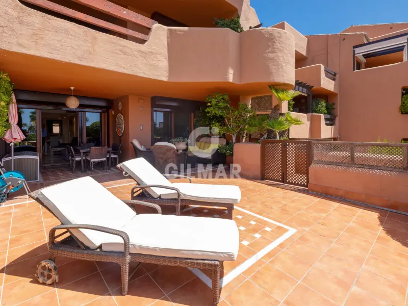 Ground floor apartment in Estepona Este - Málaga