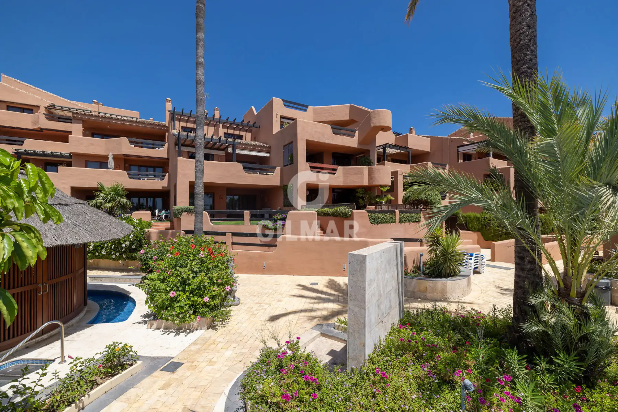 Ground floor apartment in Estepona Este - Málaga