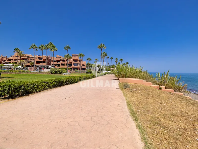 Ground floor apartment in Estepona Este - Málaga