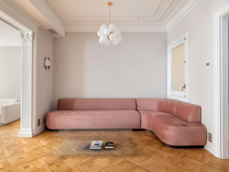 Modernist Gem in Sant Gervasi: Refurbished Apartment with Views and Three Suites, Barcelona