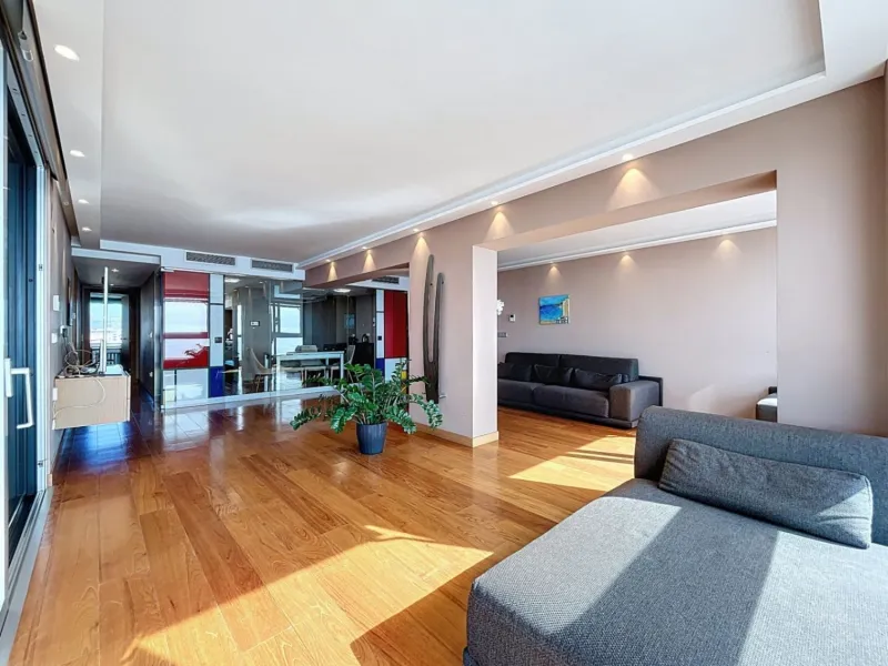 Renovated Apartment with Terrace and Sea Views in Playa de Levante, Benidorm