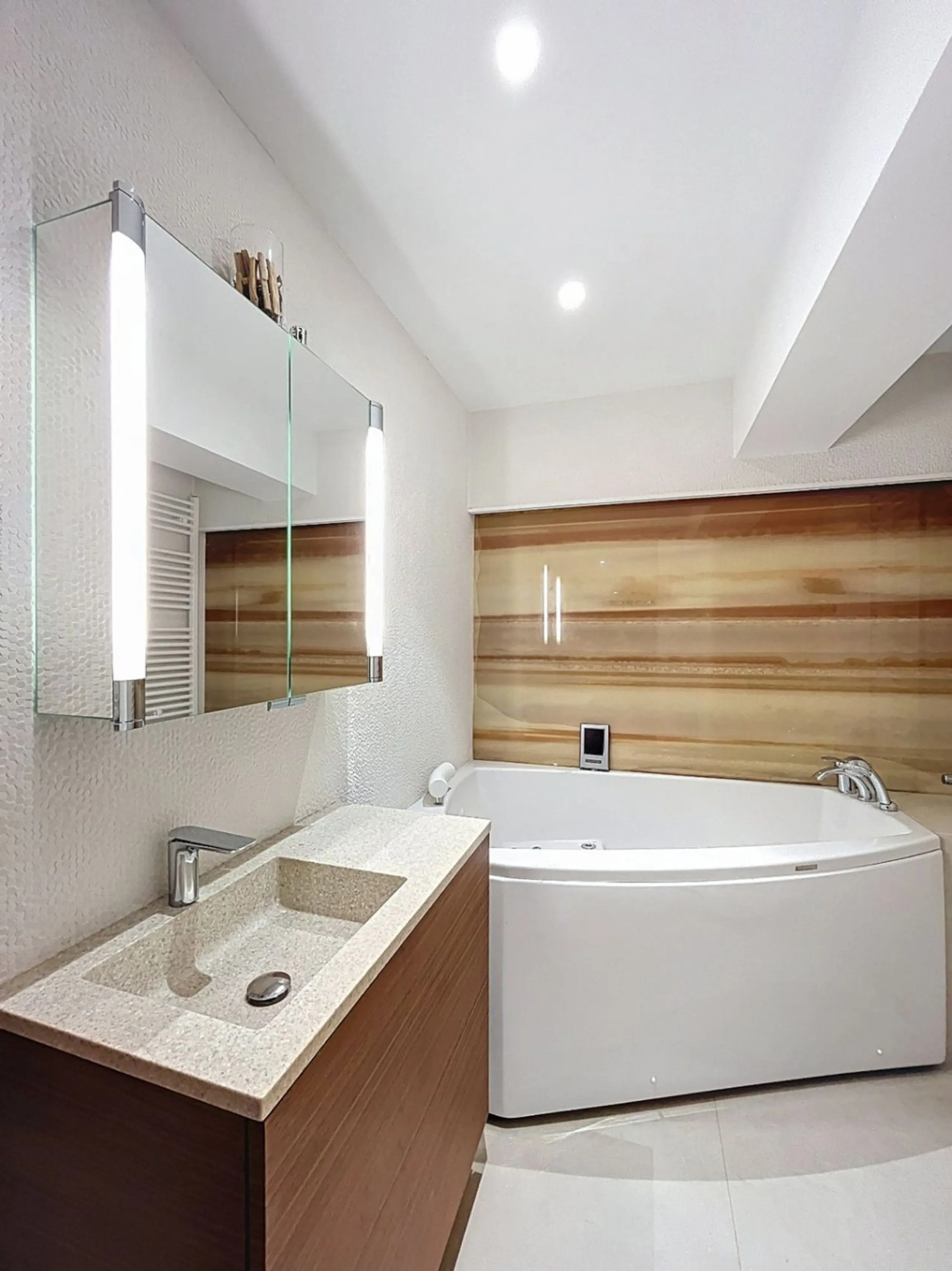 Renovated Apartment with Terrace and Sea Views in Playa de Levante, Benidorm