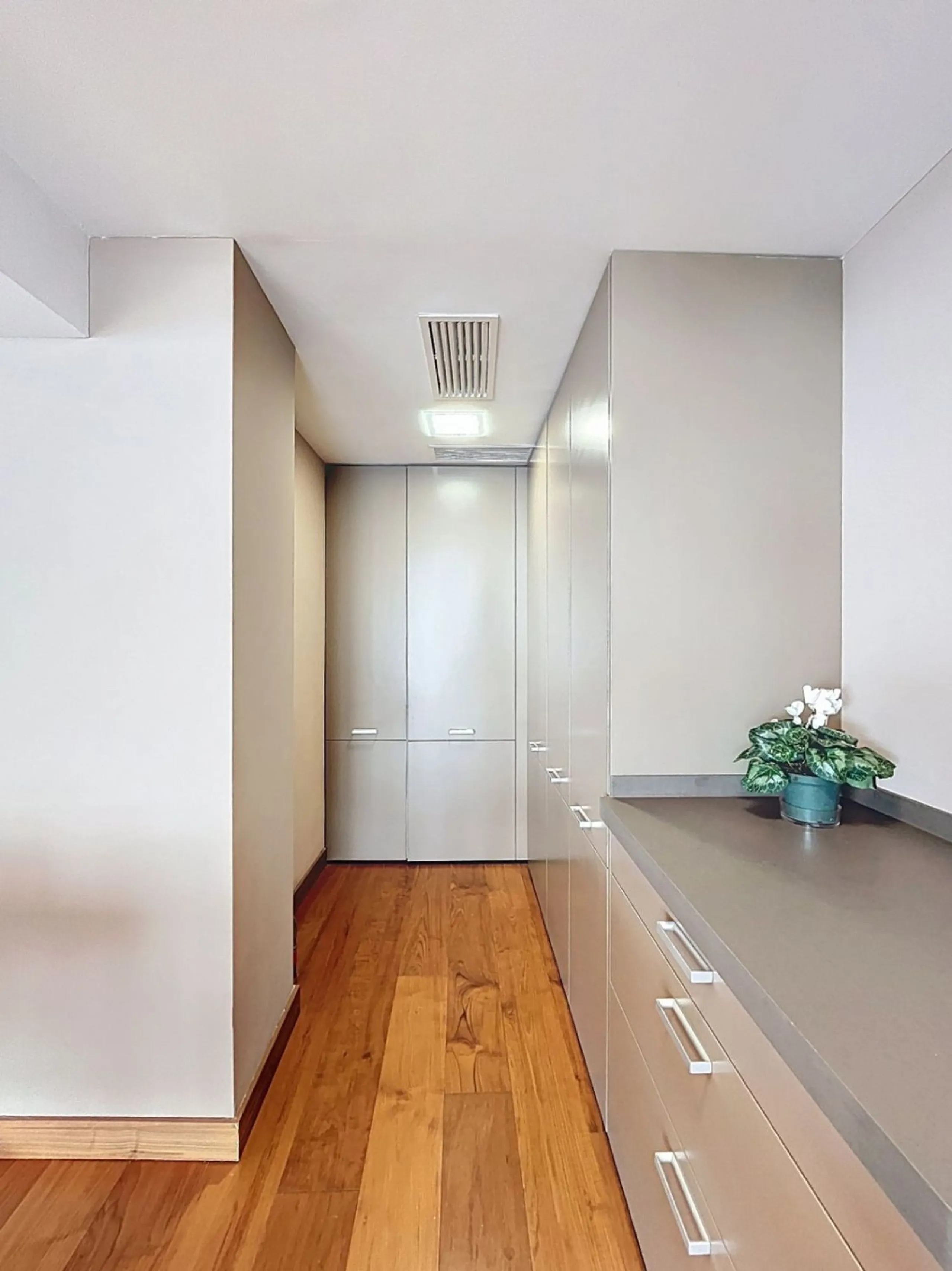 Renovated Apartment with Terrace and Sea Views in Playa de Levante, Benidorm