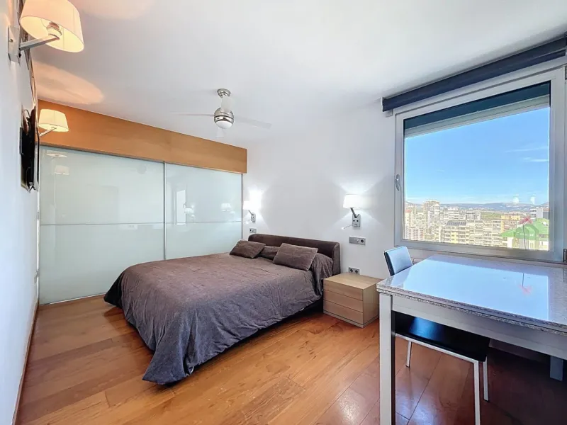 Renovated Apartment with Terrace and Sea Views in Playa de Levante, Benidorm