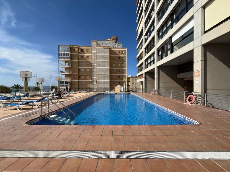Renovated Apartment with Terrace and Sea Views in Playa de Levante, Benidorm