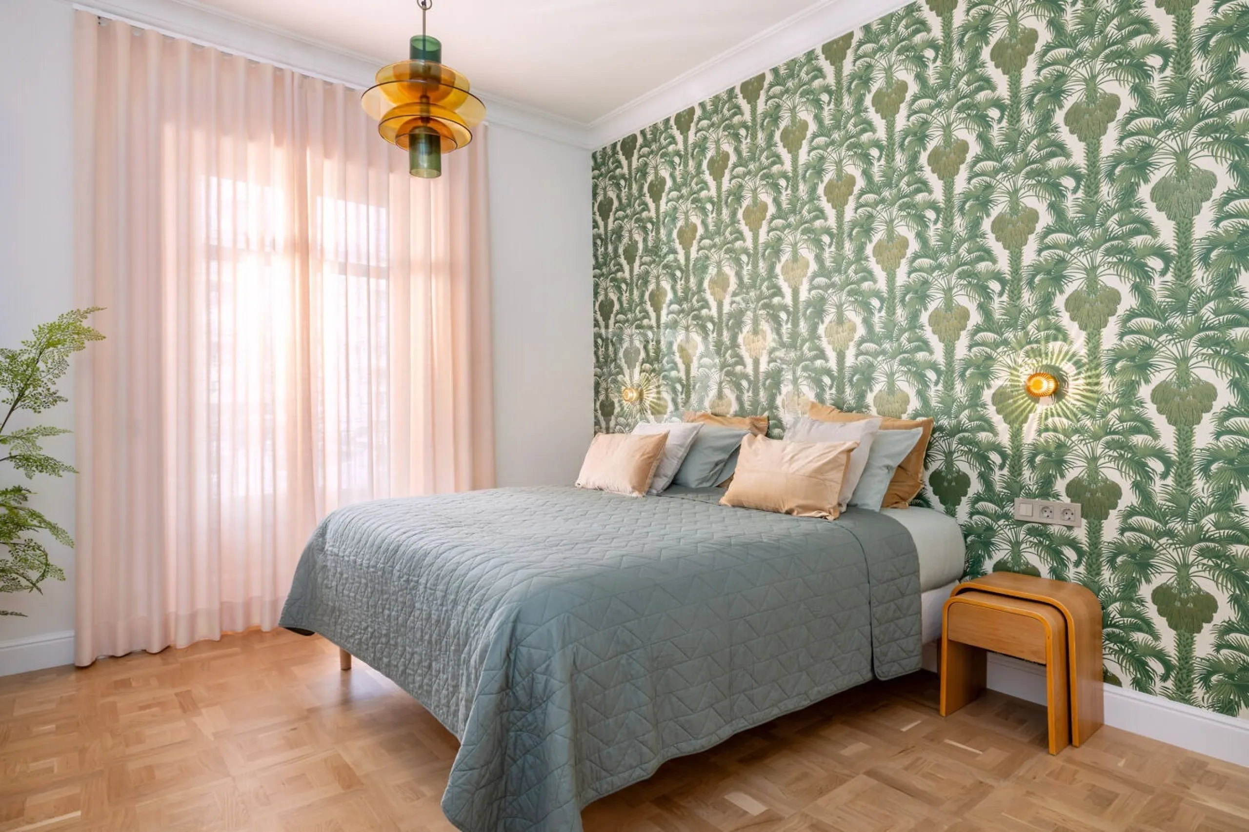 Modernist Gem in Sant Gervasi: Refurbished Apartment with Views and Three Suites, Barcelona