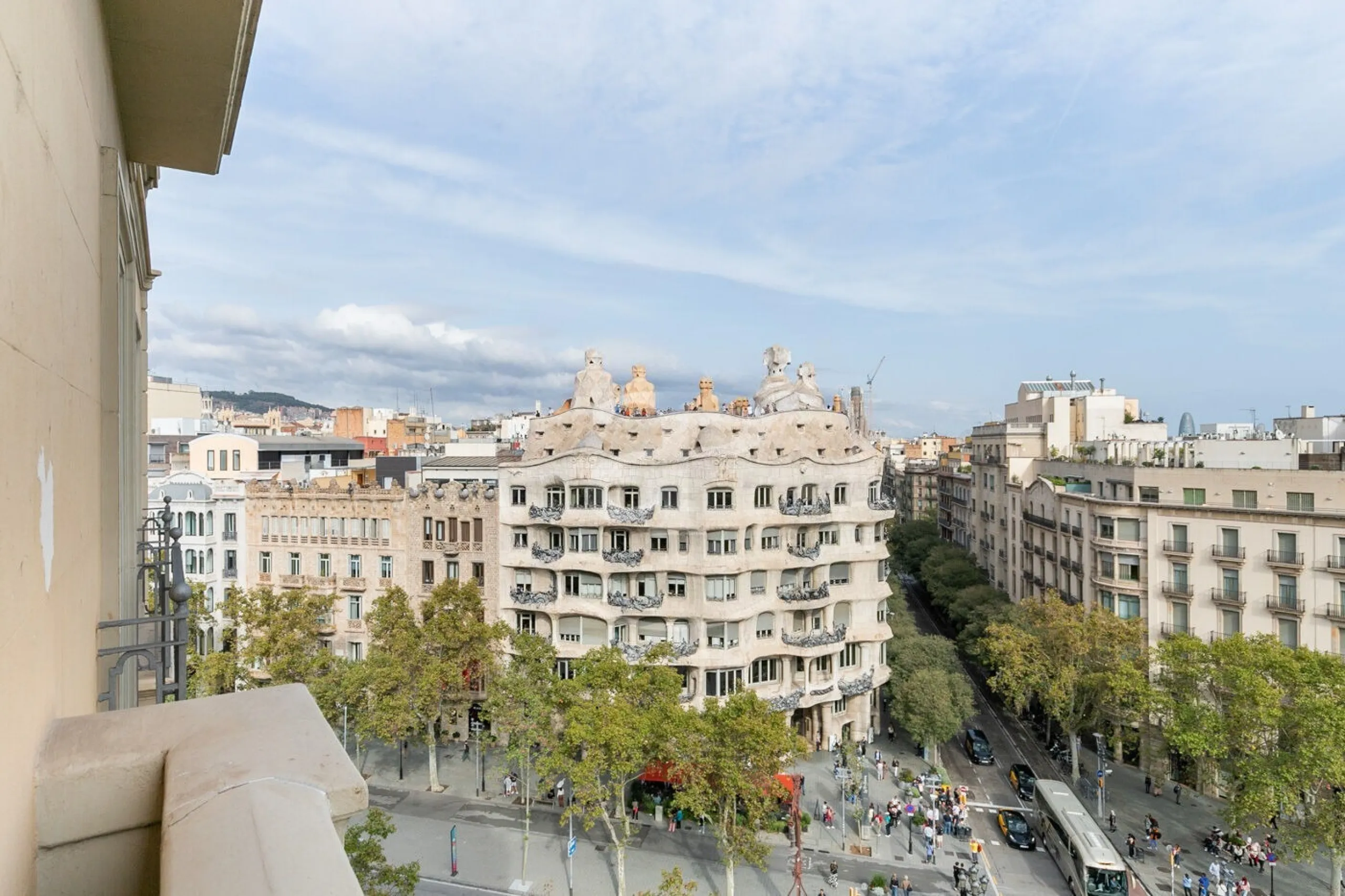 High-Floor Apartment Overlooking La Pedrera on Passeig de Gracia, Barcelona