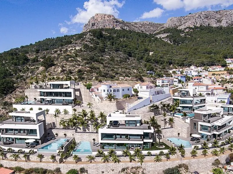 Newly Built Villas with Pool and Sea Views in Calpe, Alicante
