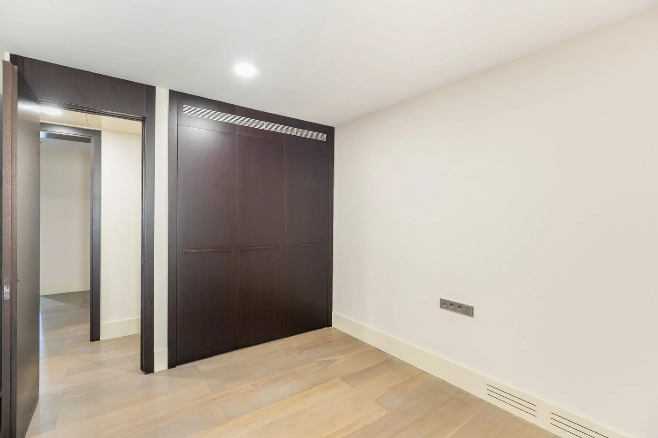 High-Floor Apartment Overlooking La Pedrera on Passeig de Gracia, Barcelona