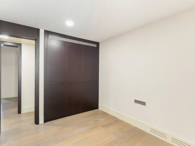High-Floor Apartment Overlooking La Pedrera on Passeig de Gracia, Barcelona