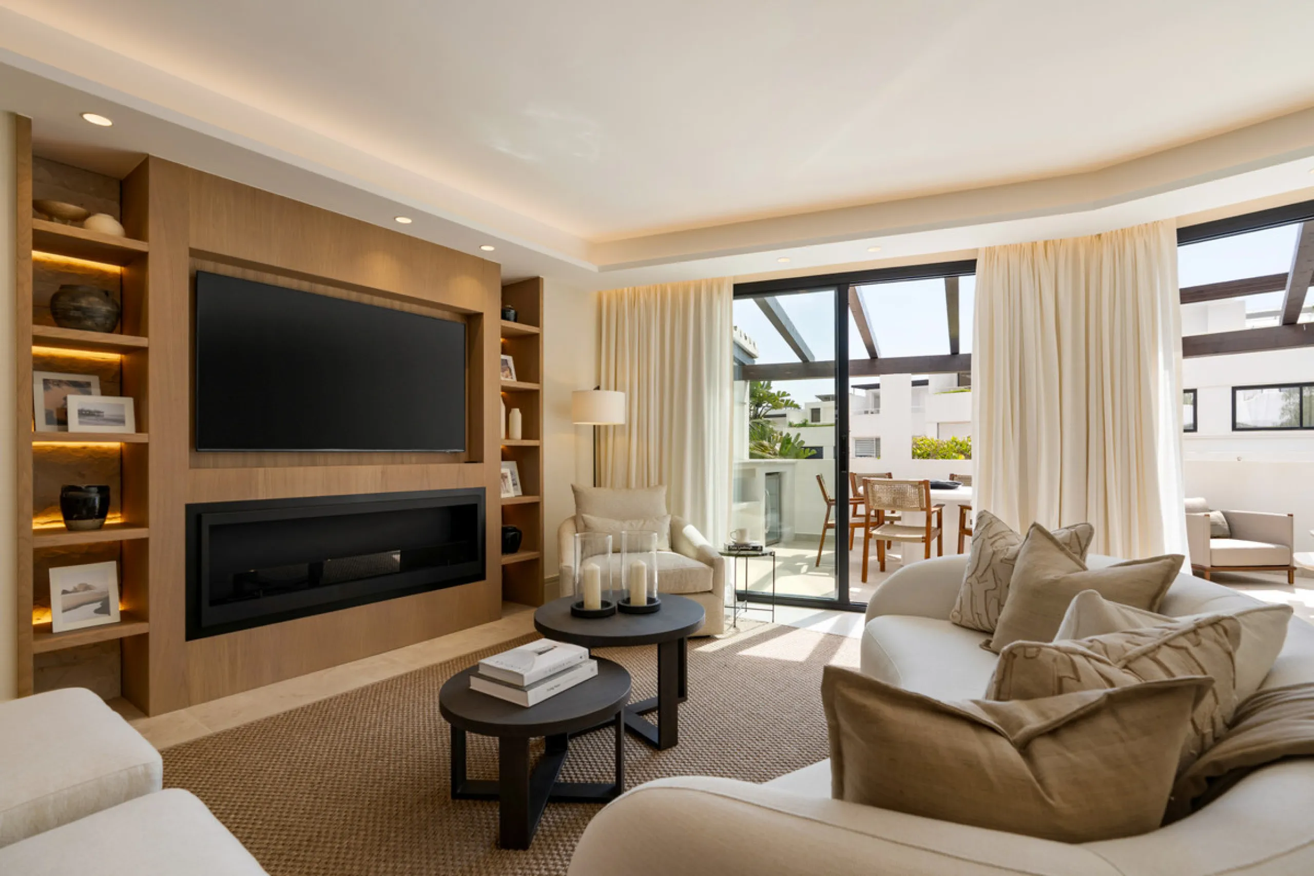 Apartment - Ground Floor Apartment в продаже в Marbella, Málaga. В доме 3 спален и 2 ванных комнат. Площадь дома 149 м²
