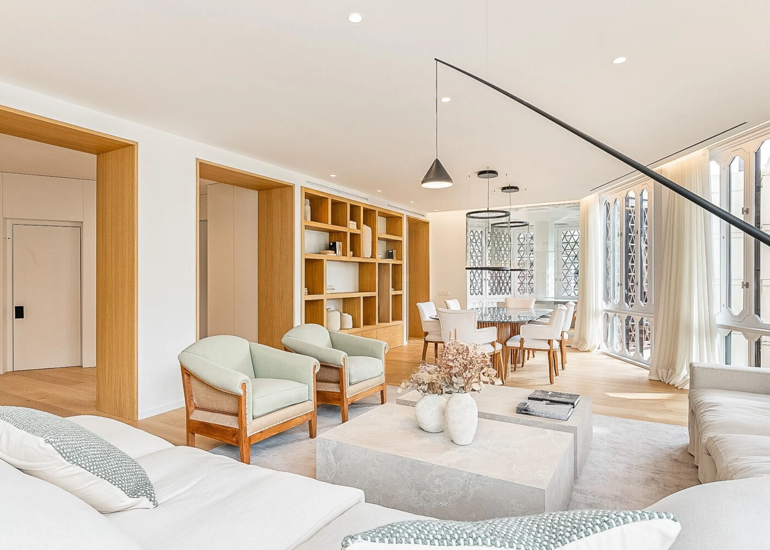 Fully Renovated High-End Apartment with Pool and Parking in Pedralbes, Barcelona