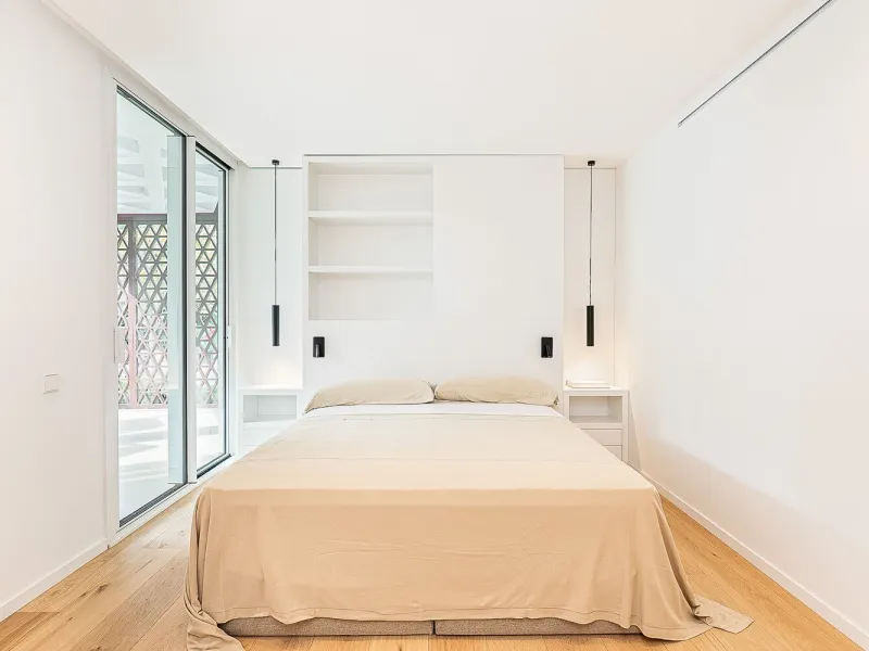 Fully Renovated High-End Apartment with Pool and Parking in Pedralbes, Barcelona