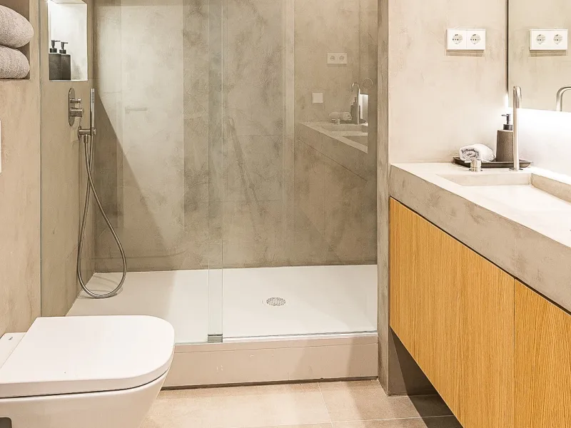 Fully Renovated High-End Apartment with Pool and Parking in Pedralbes, Barcelona