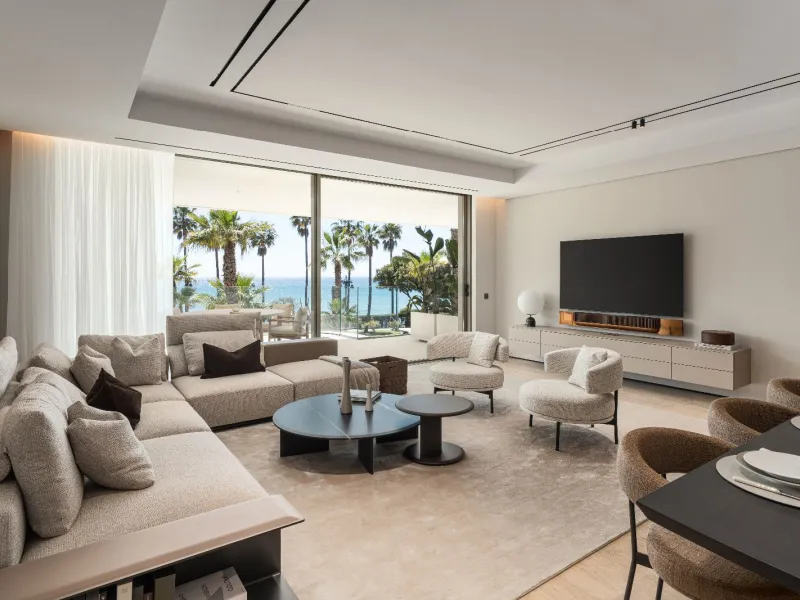 Exclusive Ultra-Luxury Apartment on the Beachfront in Estepona, Málaga