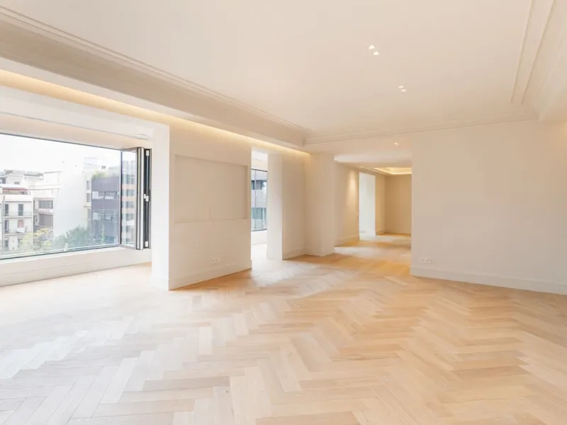 Exclusivo piso reformado con terraza en el corazón del Eixample, a pasos del Passeig de Gracia, Barcelona