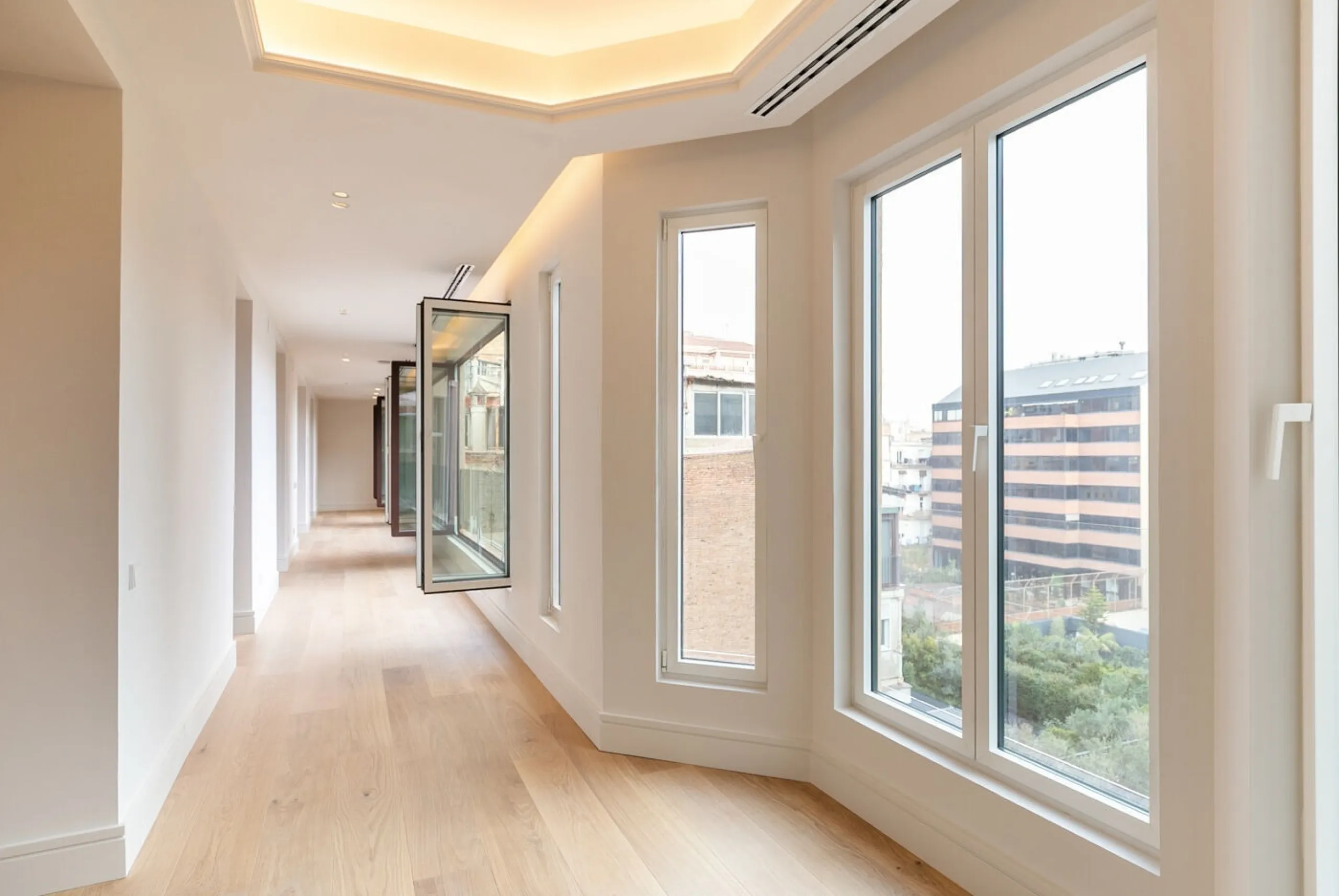 Exclusivo piso reformado con terraza en el corazón del Eixample, a pasos del Passeig de Gracia, Barcelona