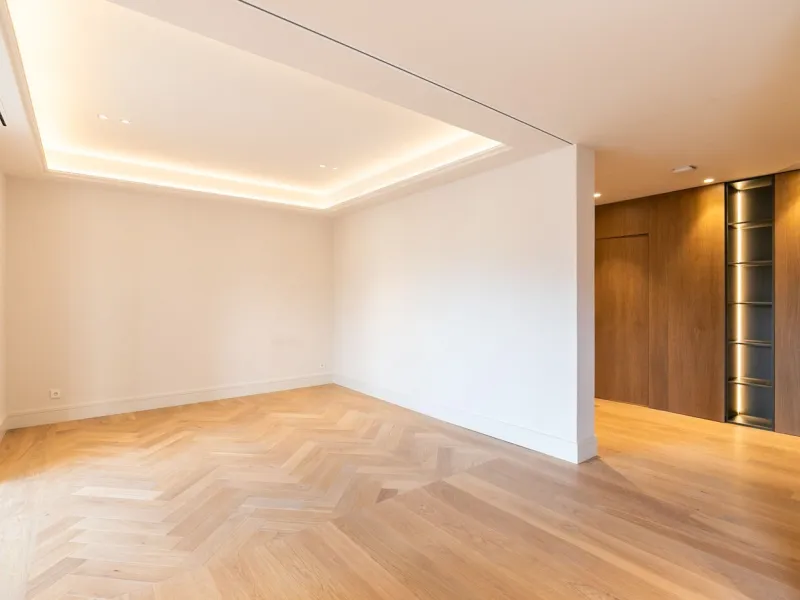 Exclusivo piso reformado con terraza en el corazón del Eixample, a pasos del Passeig de Gracia, Barcelona