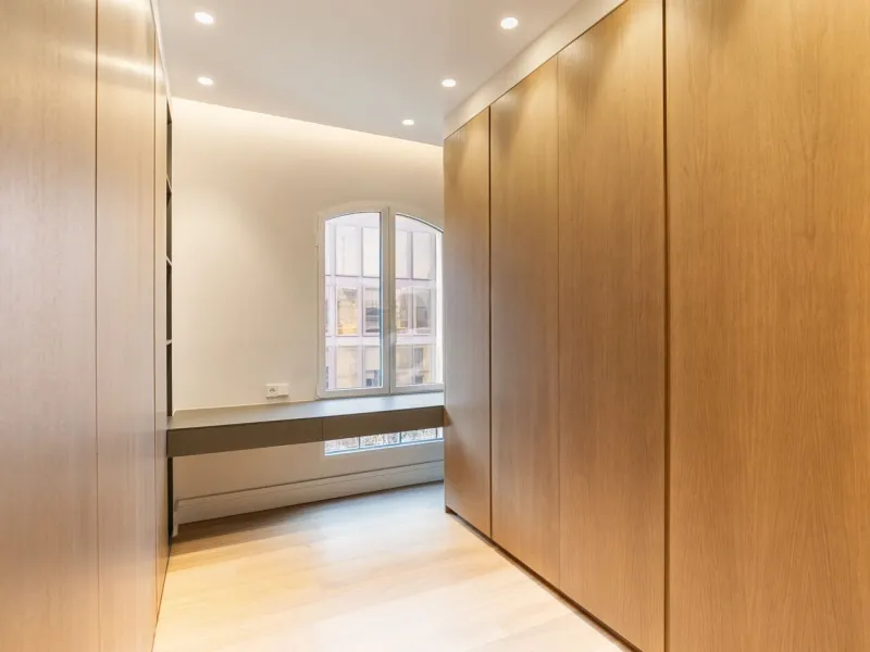 Exclusivo piso reformado con terraza en el corazón del Eixample, a pasos del Passeig de Gracia, Barcelona