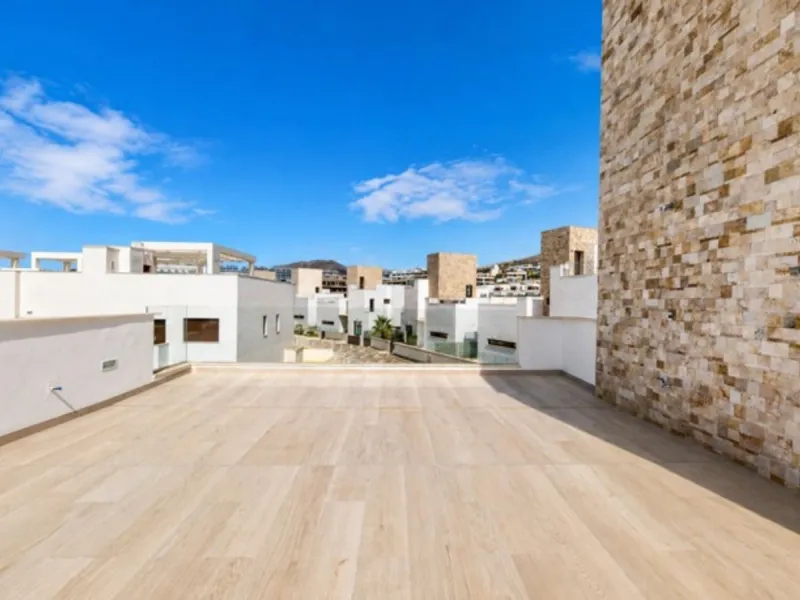 Современное шале с видом на море в Finestrat, Alicante