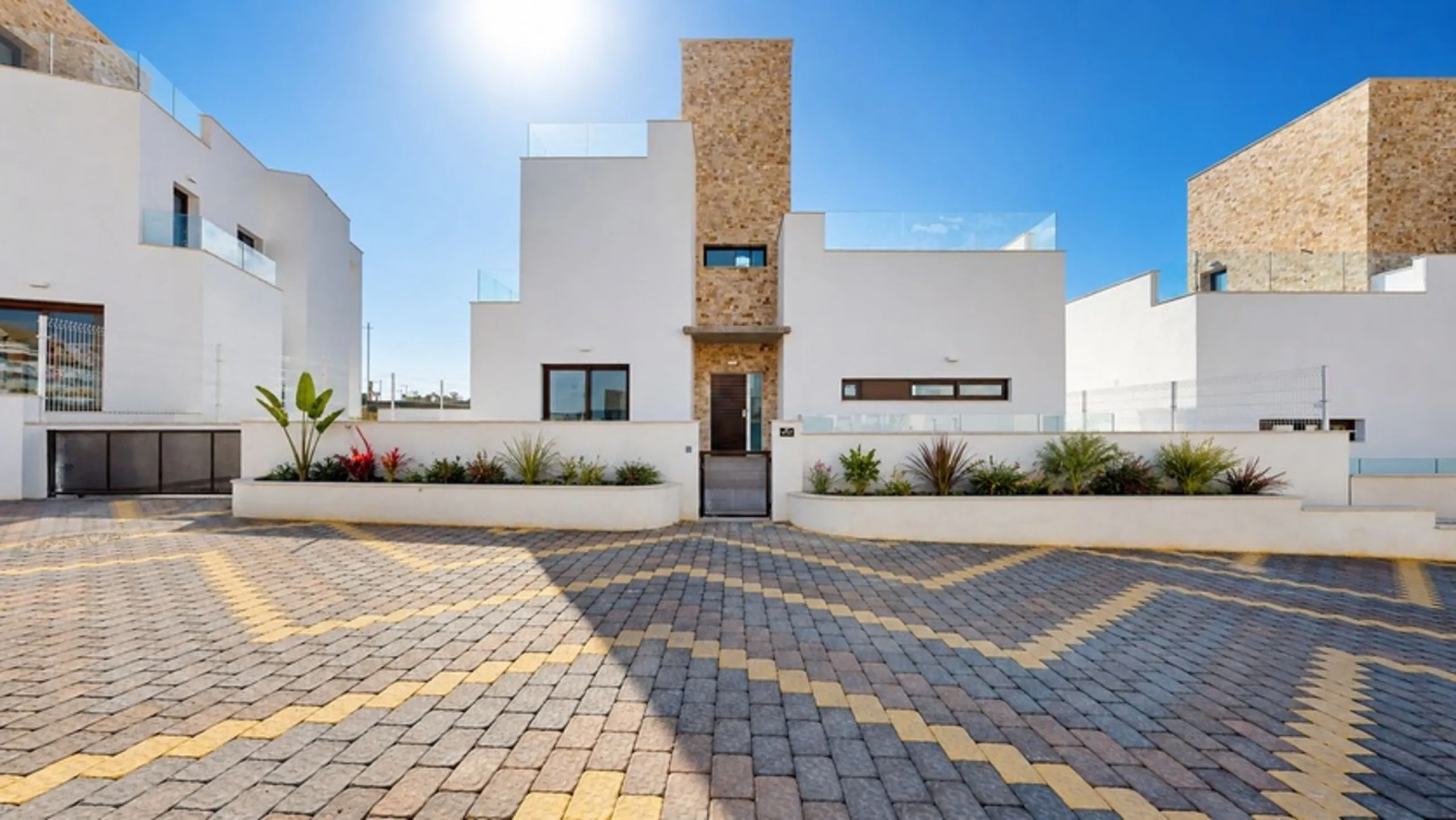 Современное шале с видом на море в Finestrat, Alicante