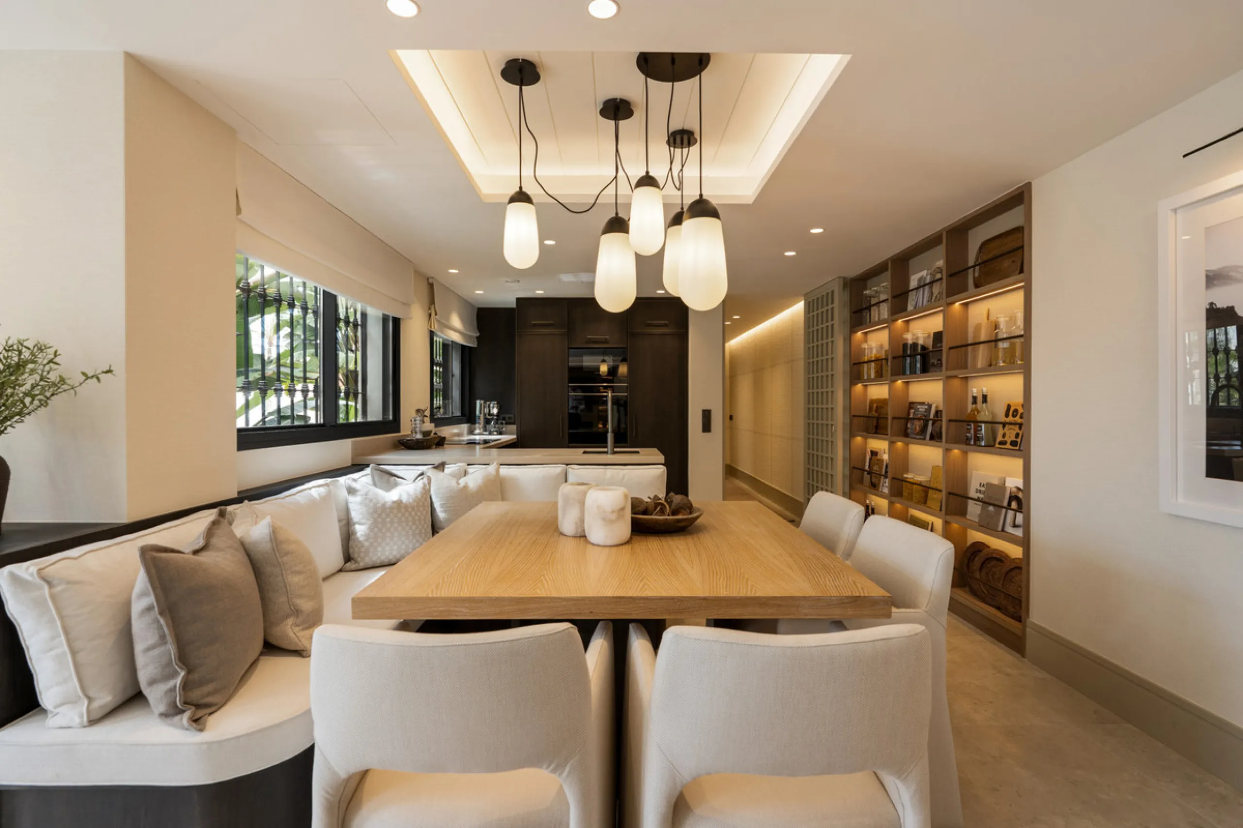 Apartment - Ground Floor Apartment в продаже в Marbella, Málaga. В доме 3 спален и 2 ванных комнат. Площадь дома 149 м²