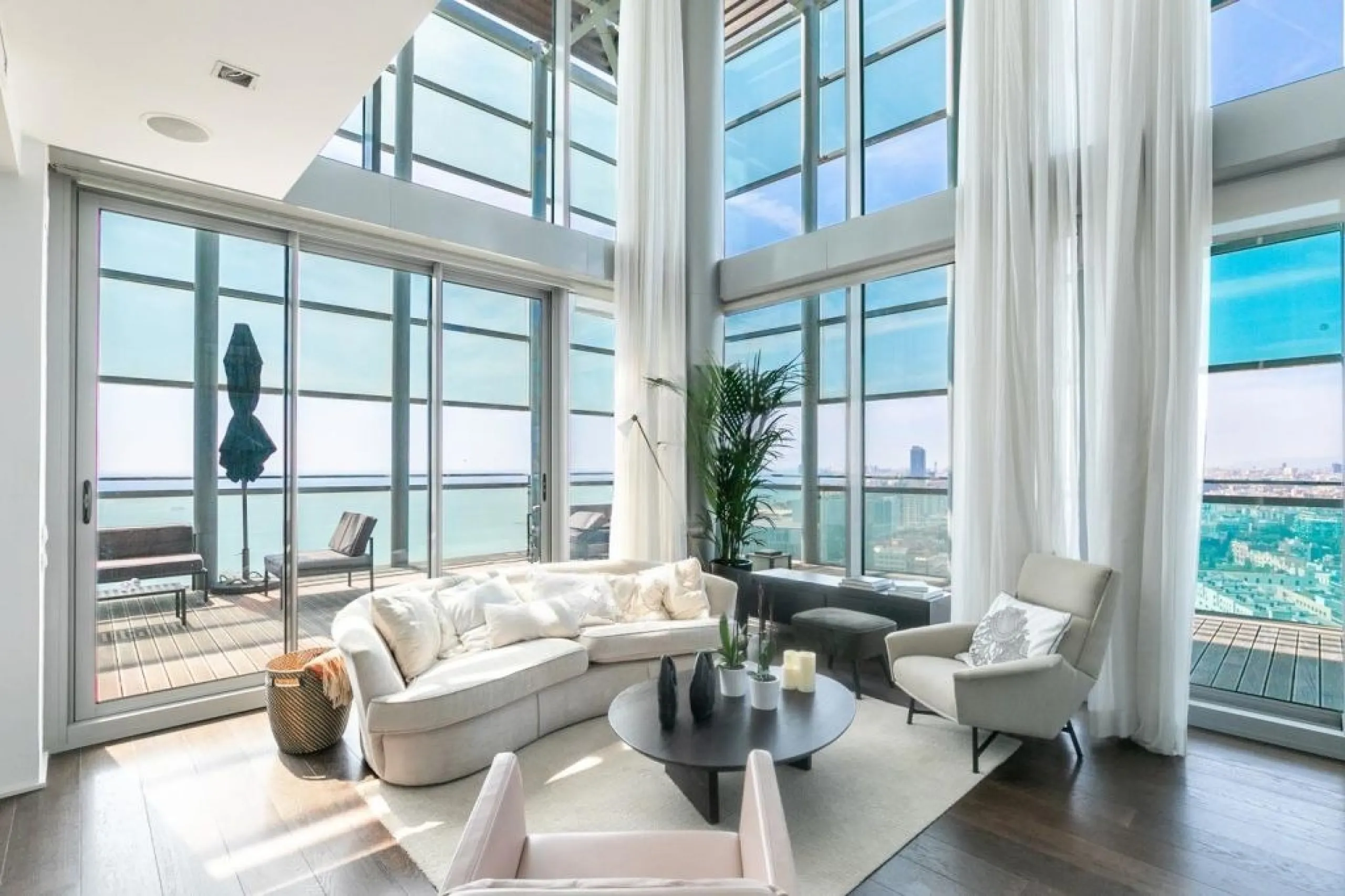 Luxury Duplex Penthouse with Panoramic Terrace in Diagonal Mar, Barcelona
