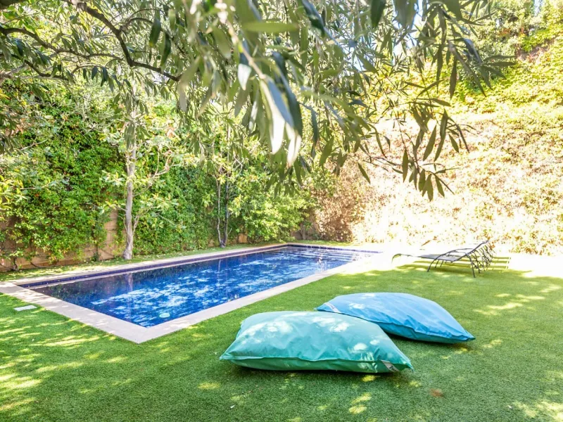 Luxury Family Home with Pool and Panoramic Views in Upper Sarria, Barcelona