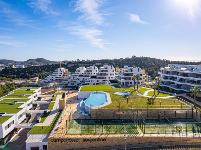 Дуплекс с собственным садом и видом на море в Finestrat, Alicante