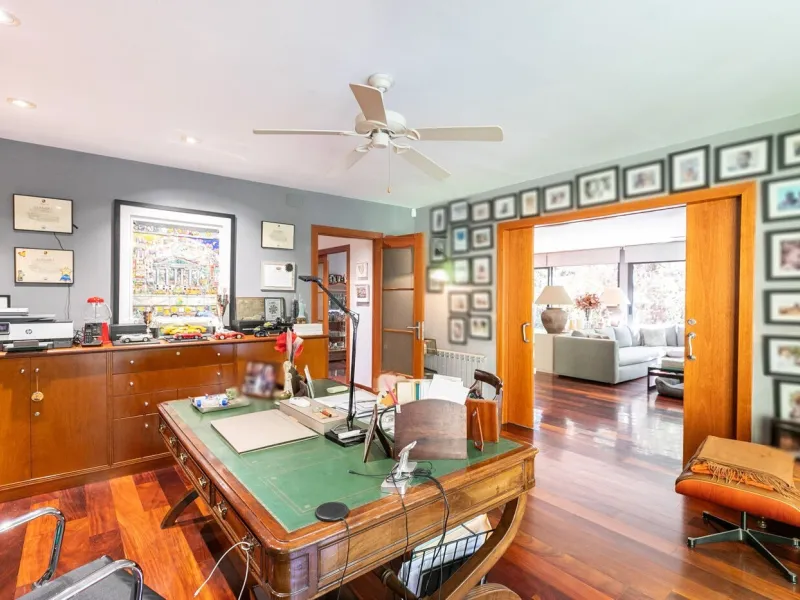 Luxury Family Home with Pool and Panoramic Views in Upper Sarria, Barcelona