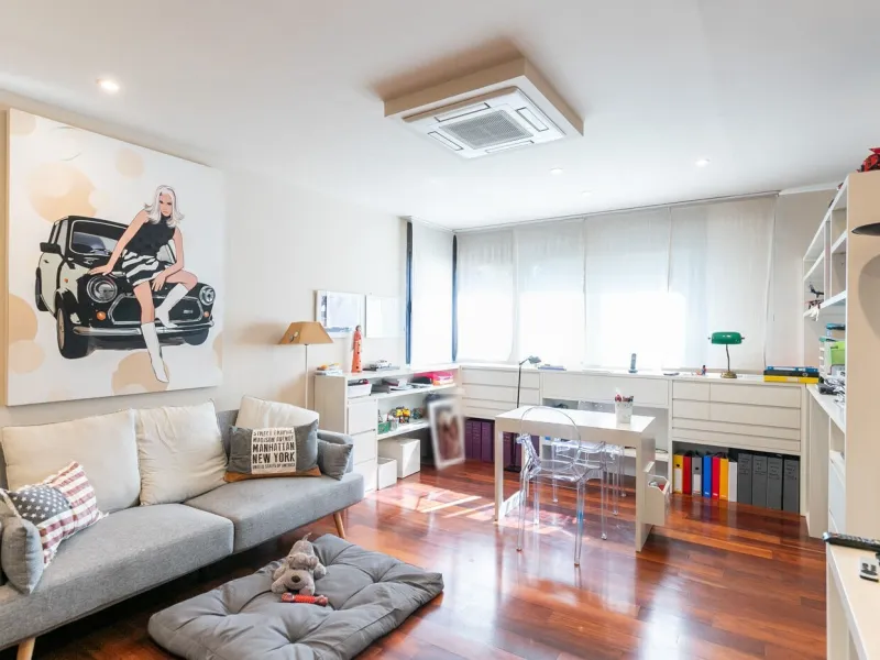 Luxury Family Home with Pool and Panoramic Views in Upper Sarria, Barcelona