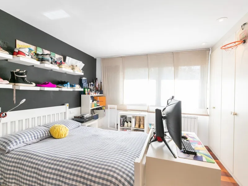 Luxury Family Home with Pool and Panoramic Views in Upper Sarria, Barcelona