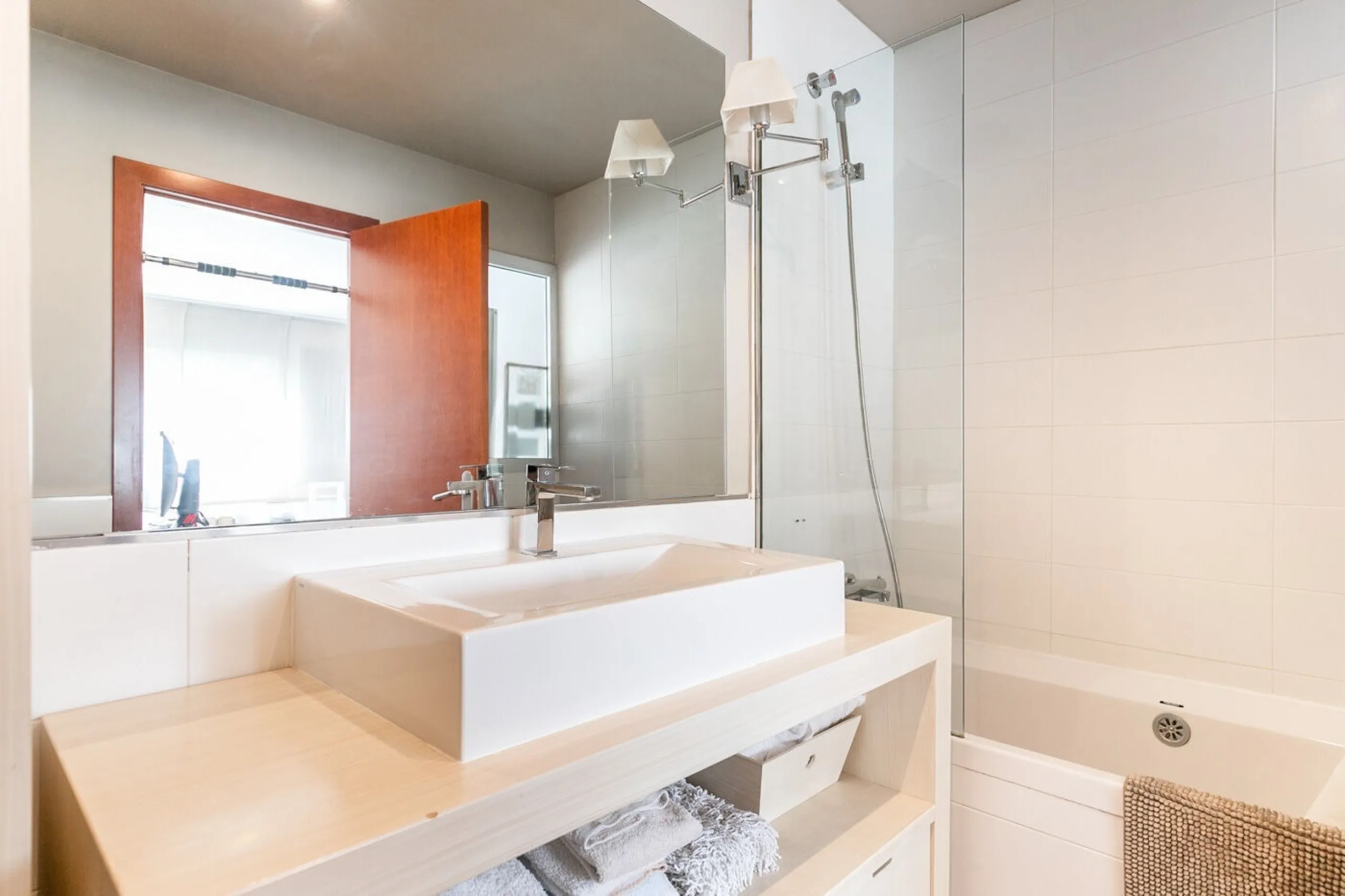 Luxury Family Home with Pool and Panoramic Views in Upper Sarria, Barcelona